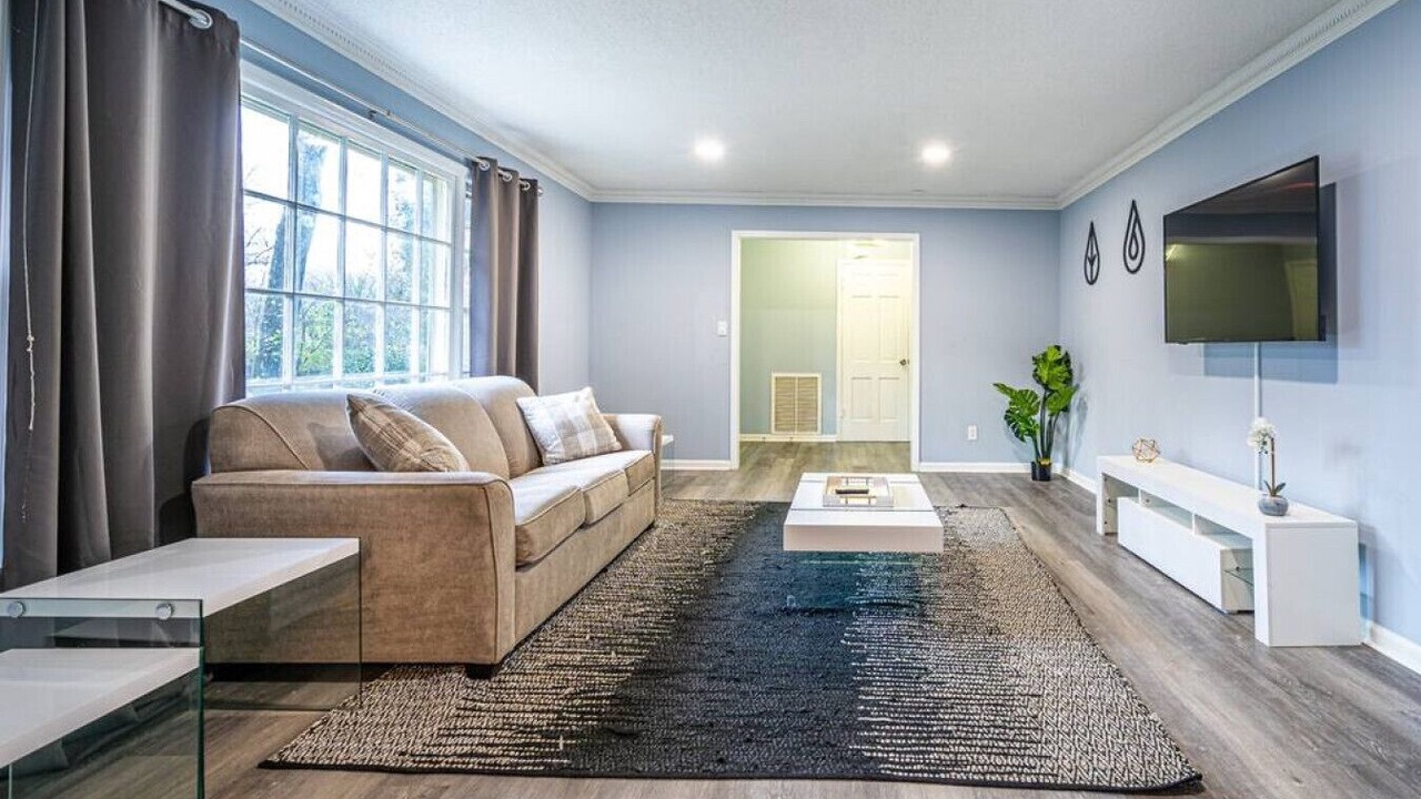 Photo of Livingroom in Huntsville