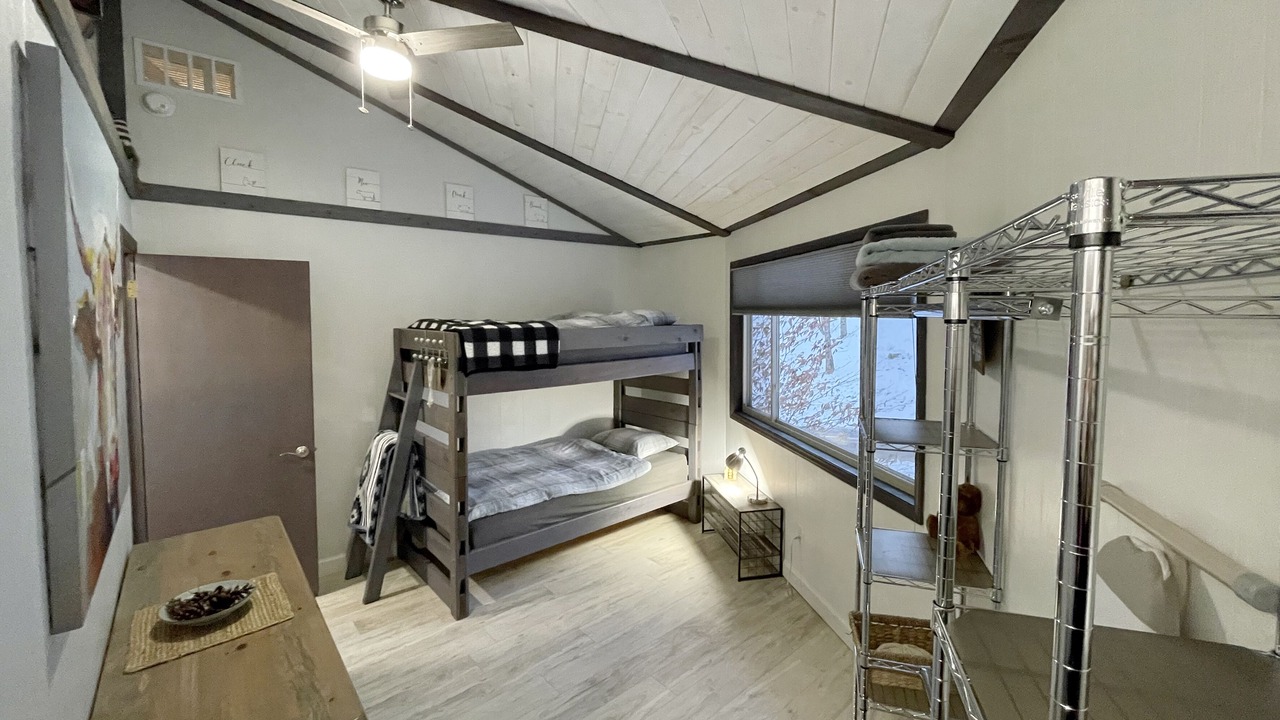 Photo of Bedroom in Beech Mountain