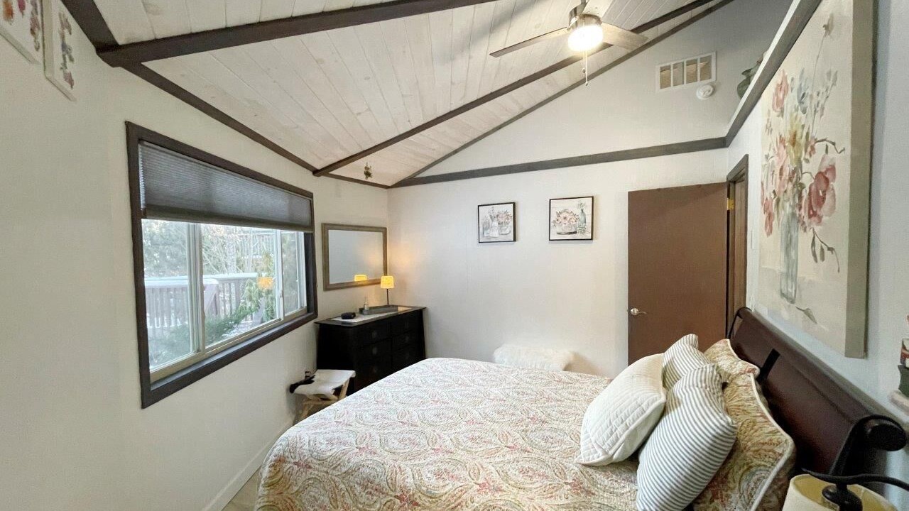 Photo of Bedroom in Beech Mountain