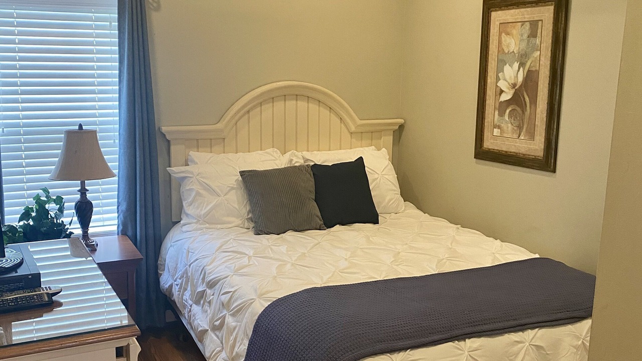Photo of Bedroom in Seaside Heights