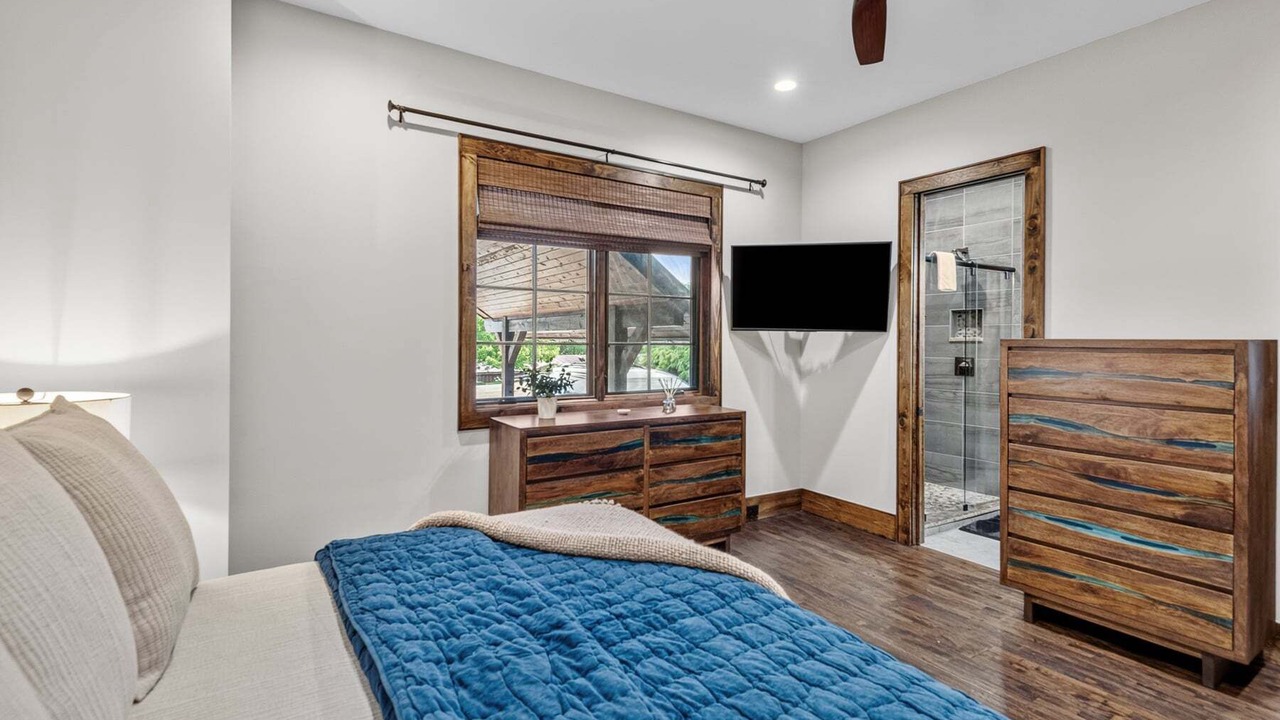 Photo of Bedroom in Elk Park