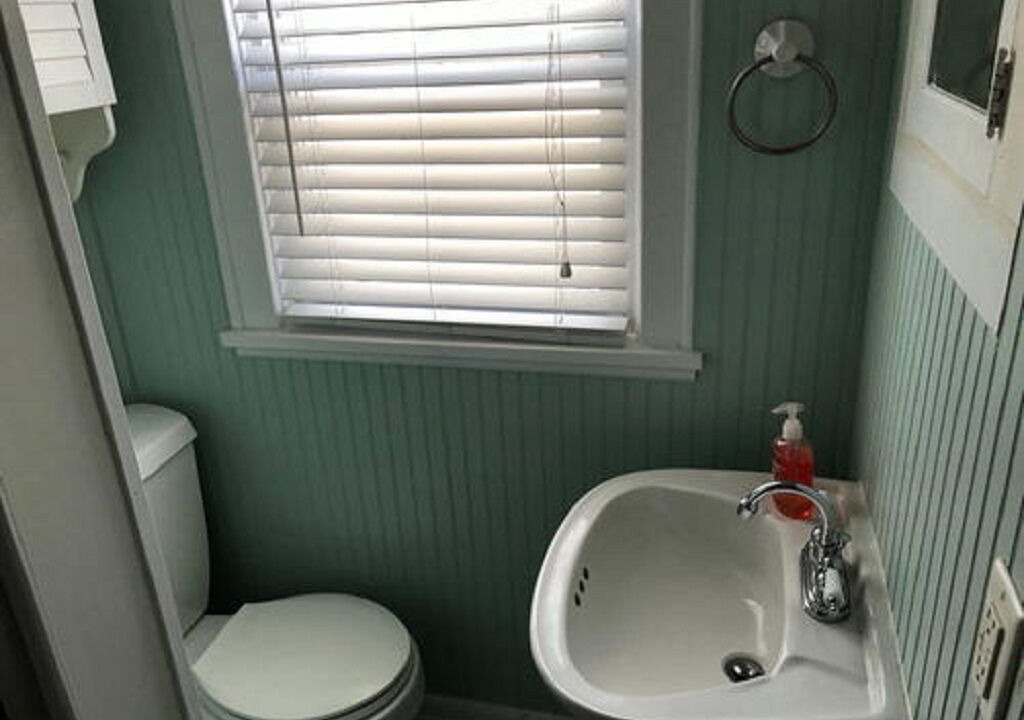 Photo of Bathroom in Gardens