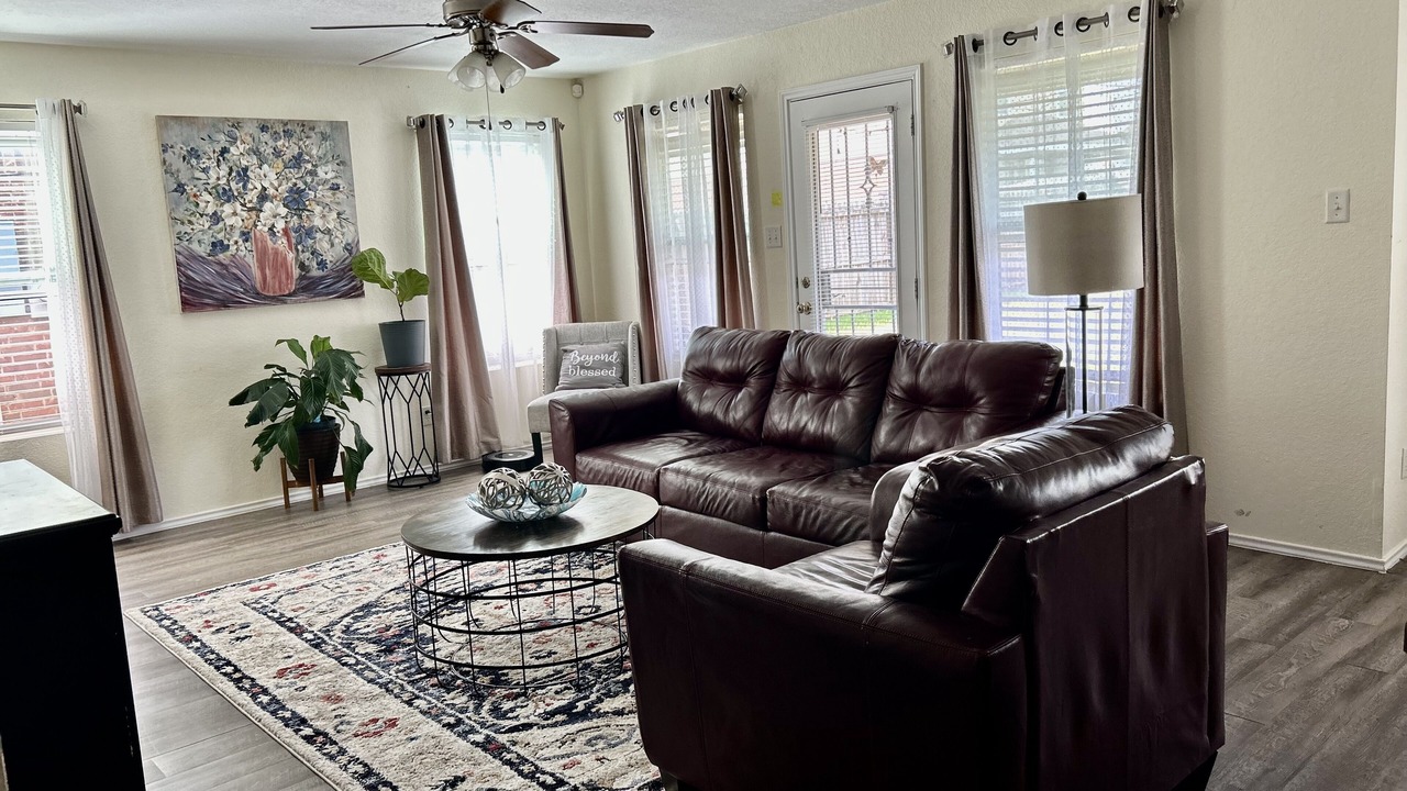 Photo of Livingroom in Killeen