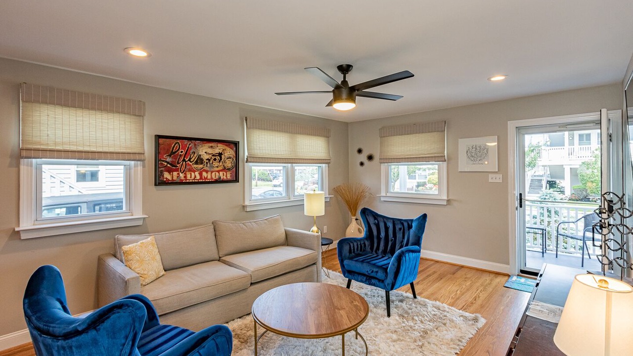 Photo of Livingroom in Margate City