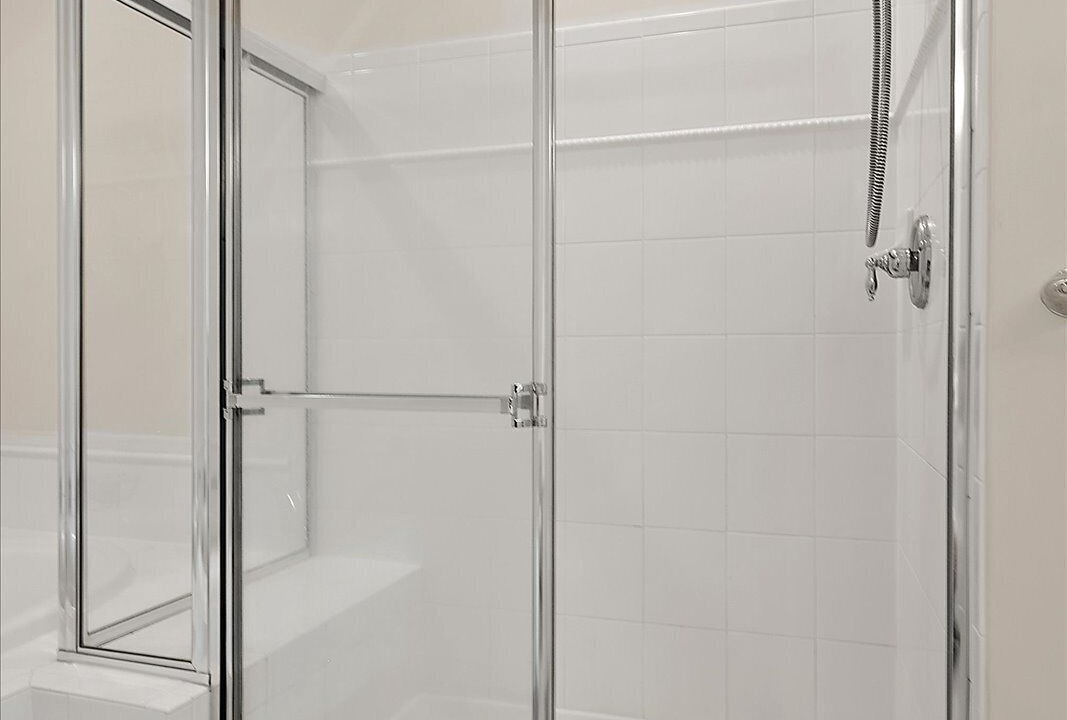 Photo of Bathroom in Sunset Island