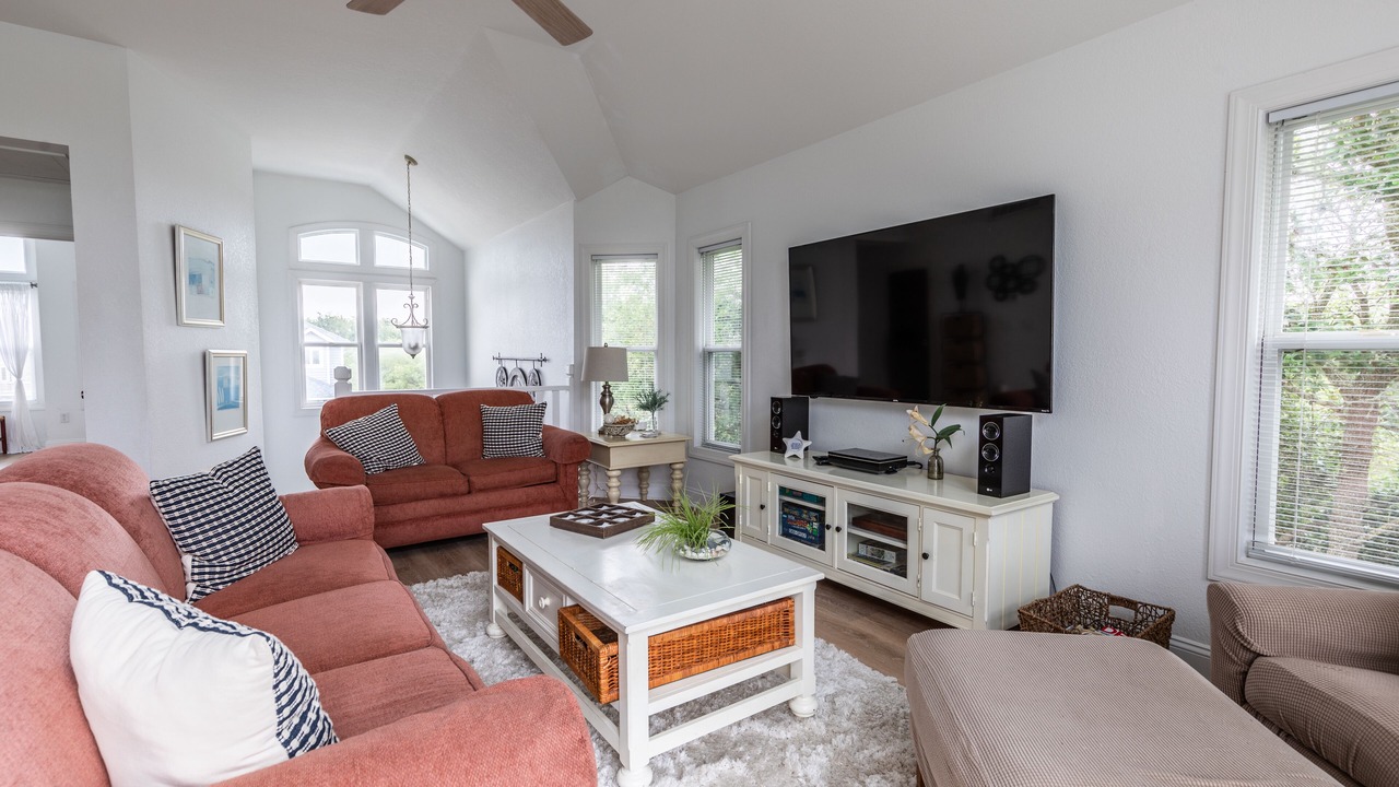 Photo of Livingroom in Ocean Sands