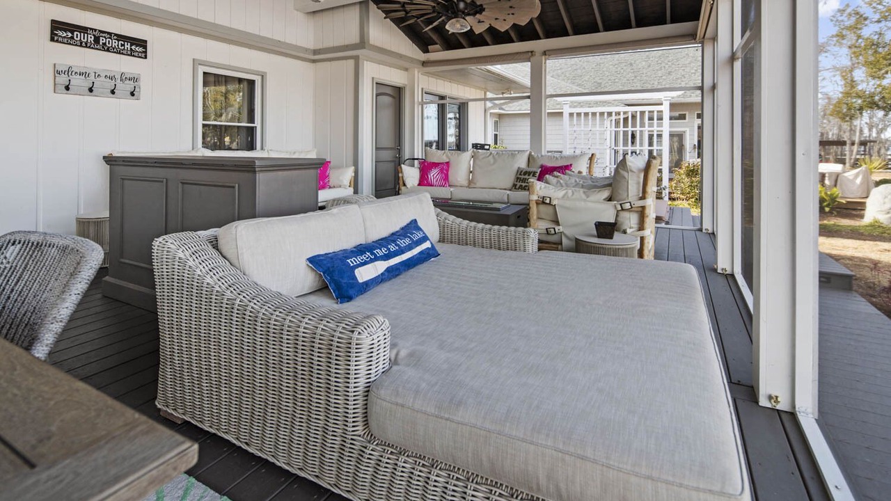 Photo of Patio Balcony in White Lake