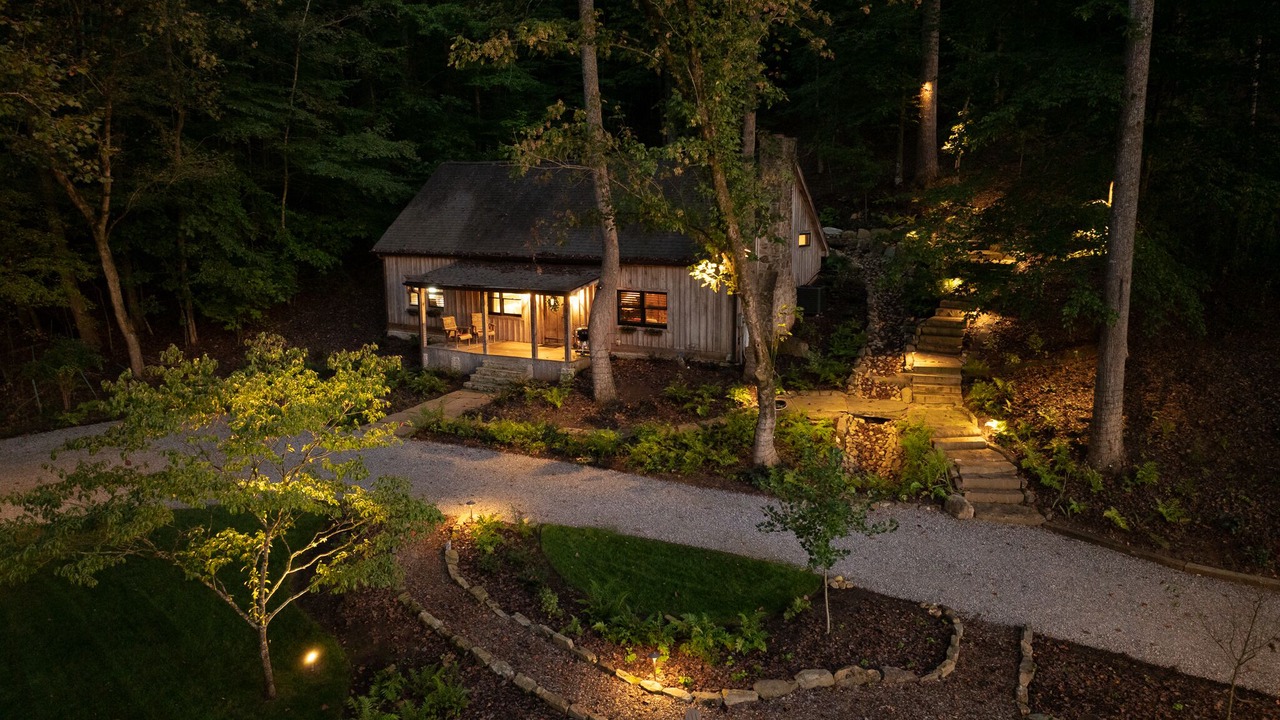 Photo of Outdoor in Ashley Oaks