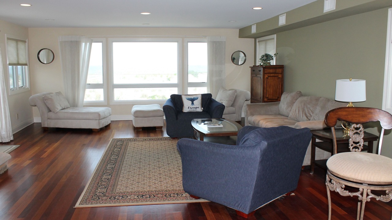 Photo of Livingroom in Ortley Beach