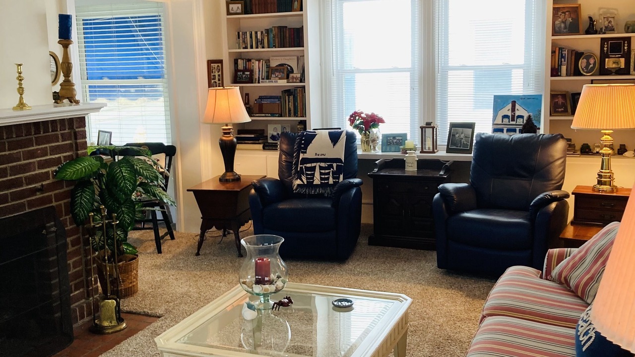 Photo of Livingroom in Margate City
