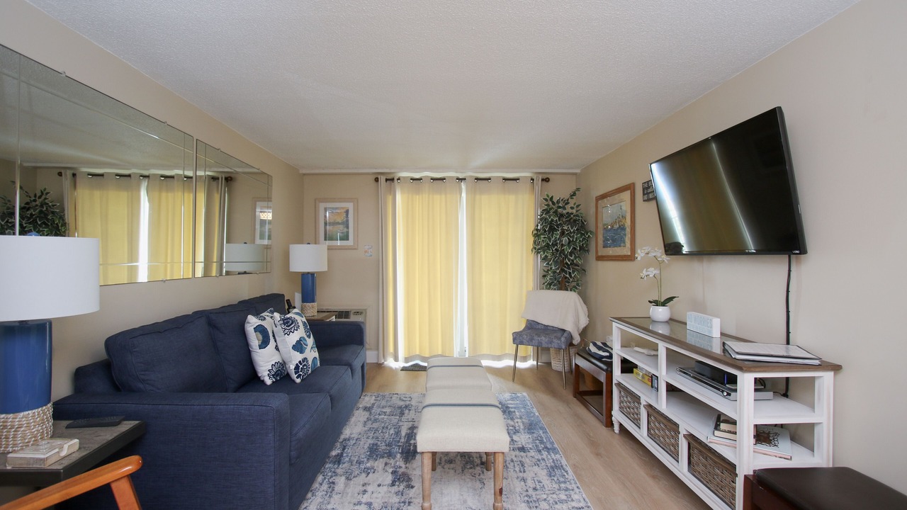 Photo of Livingroom in Beach Haven
