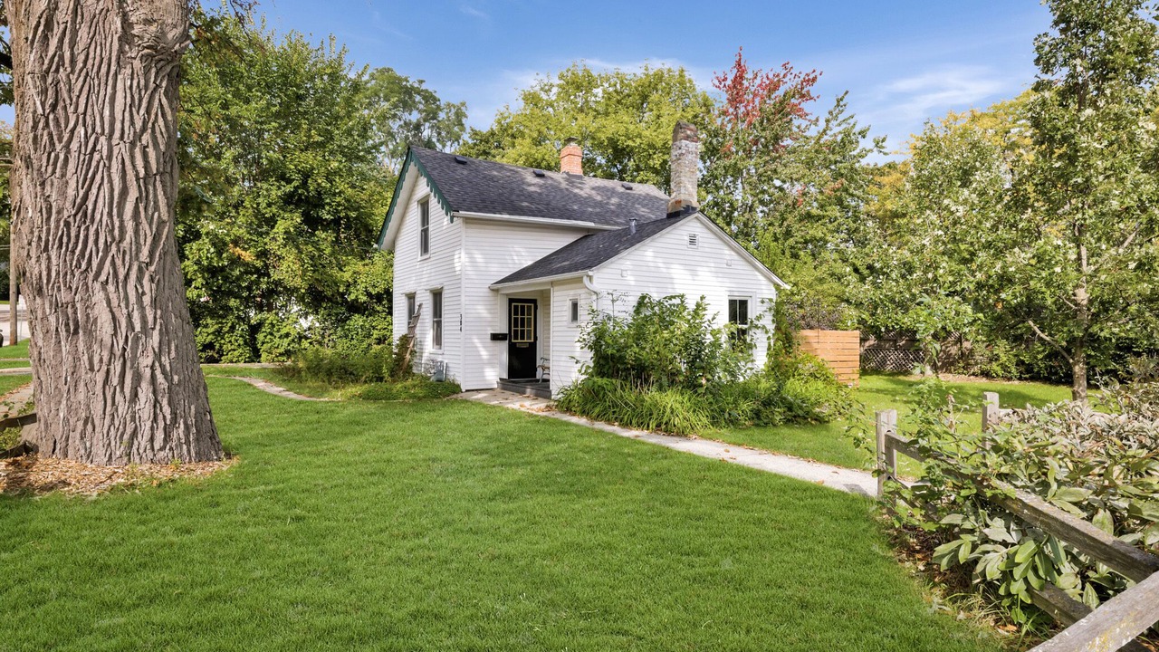 Photo of Outdoor in Woodstock