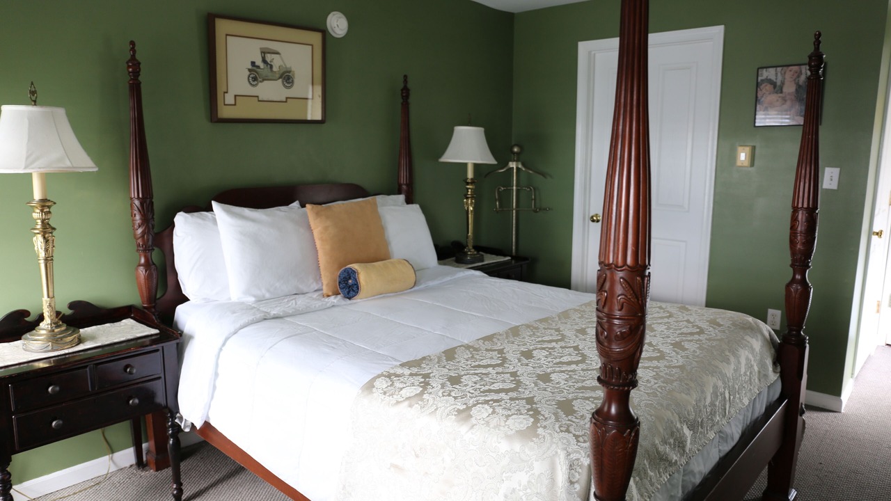Photo of Bedroom in Old Town