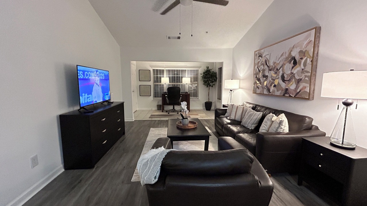 Photo of Livingroom in Alpharetta