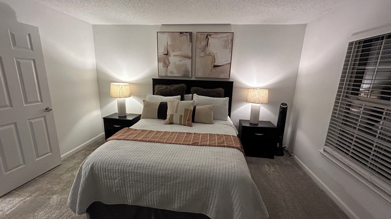 Photo of Bedroom in Alpharetta
