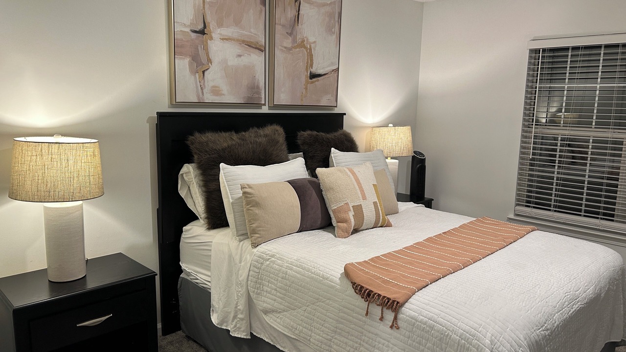 Photo of Bedroom in Alpharetta