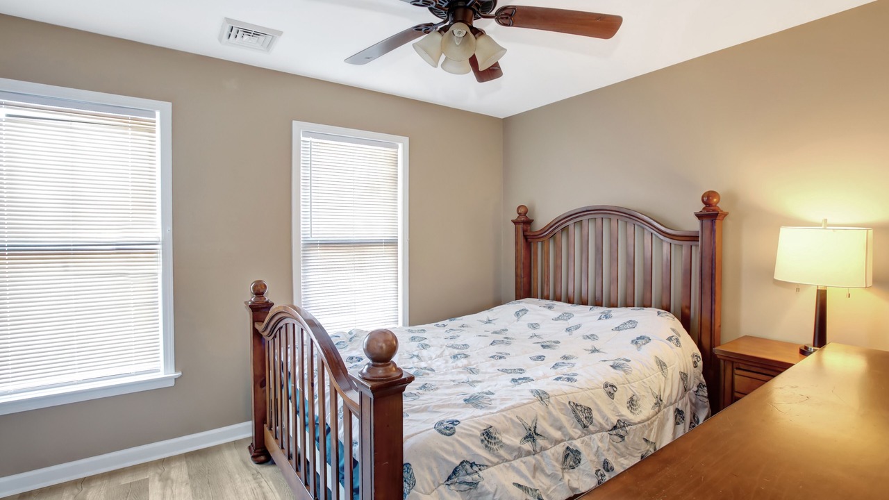 Photo of Bedroom in Seaside Heights