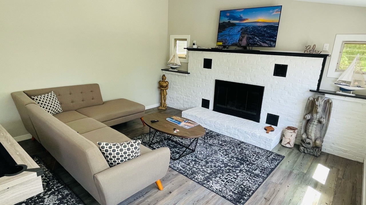 Photo of Livingroom in Lower Township