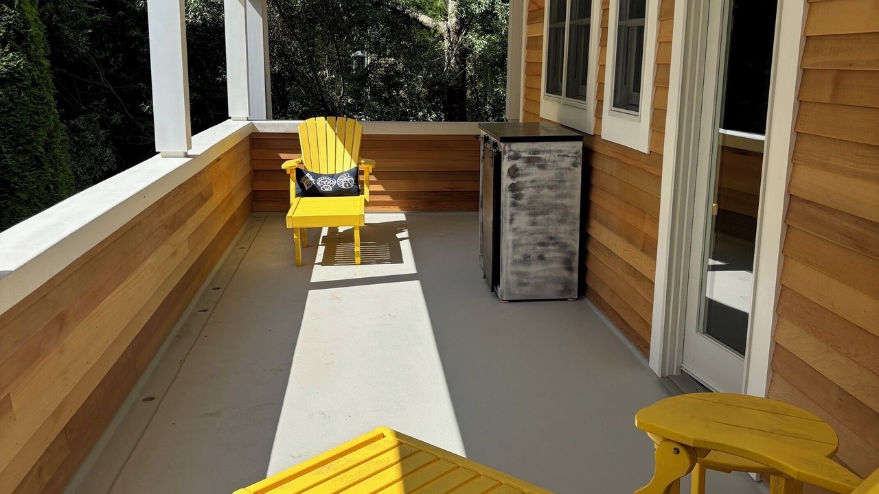 Photo of Patio Balcony in Barnegat Light