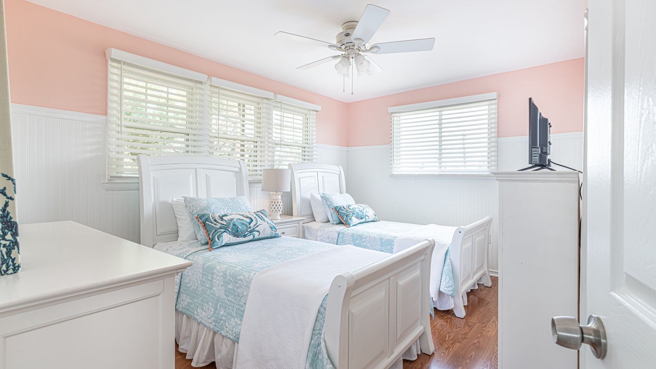 Photo of Bedroom in Barnegat Light