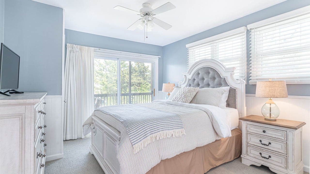 Photo of Bedroom in Barnegat Light