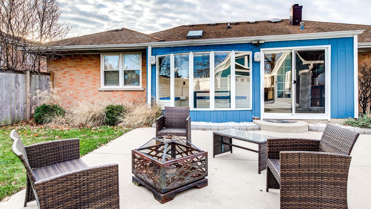 Photo of Patio Balcony in Morton Grove