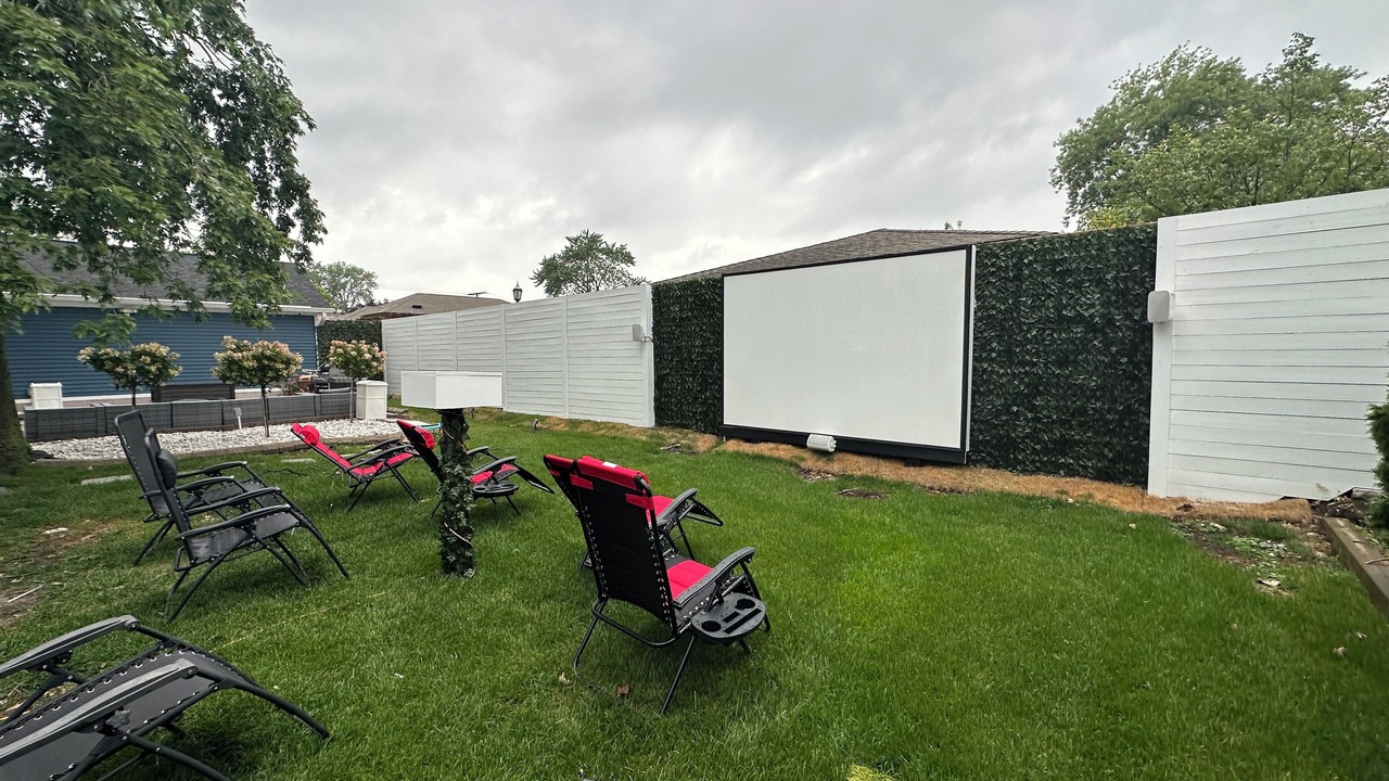 Photo of Outdoor in Morton Grove