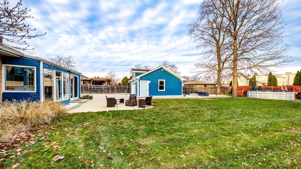 Photo of Outdoor in Morton Grove