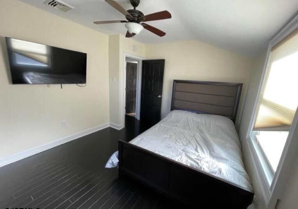 Photo of Bedroom in Ventnor City