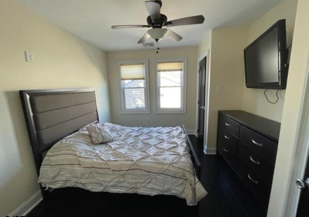 Photo of Bedroom in Ventnor City