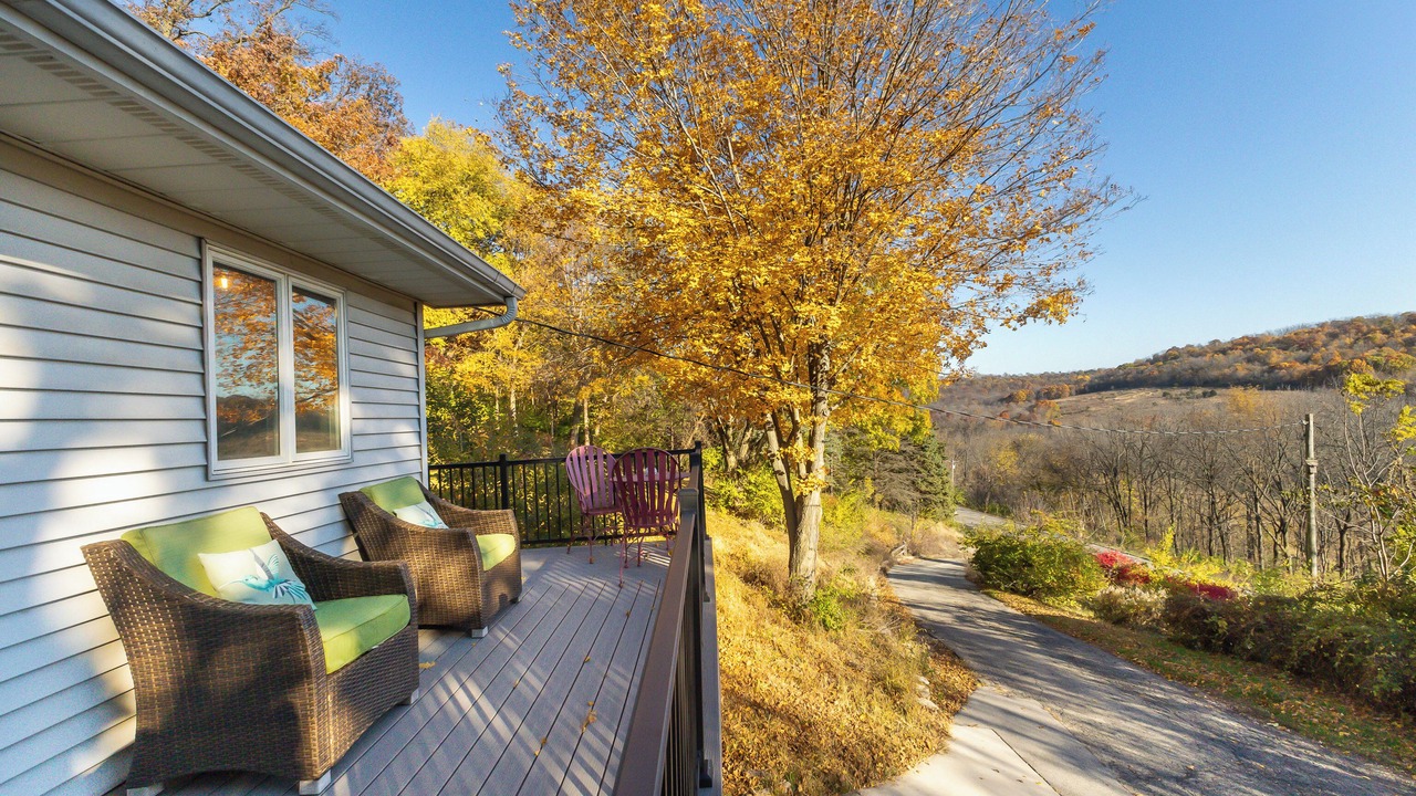 Photo of Patio Balcony in Table Mound