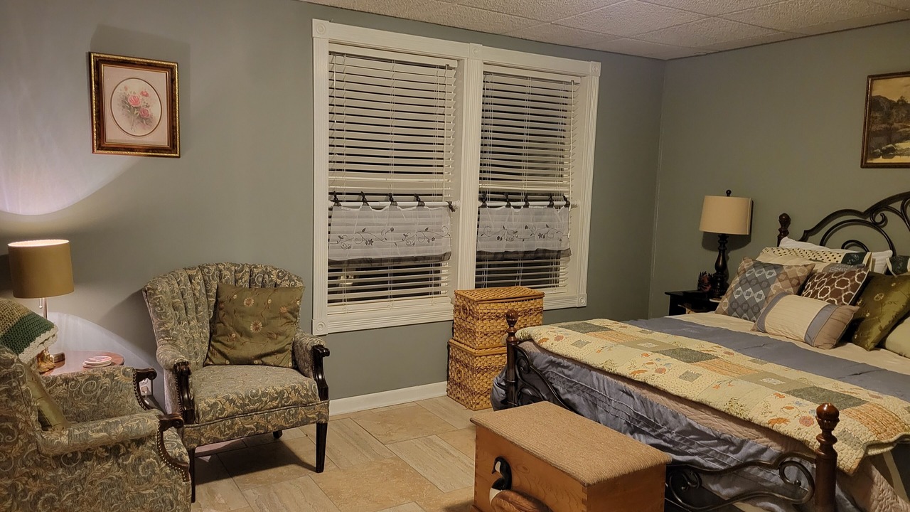 Photo of Bedroom in Chariton County
