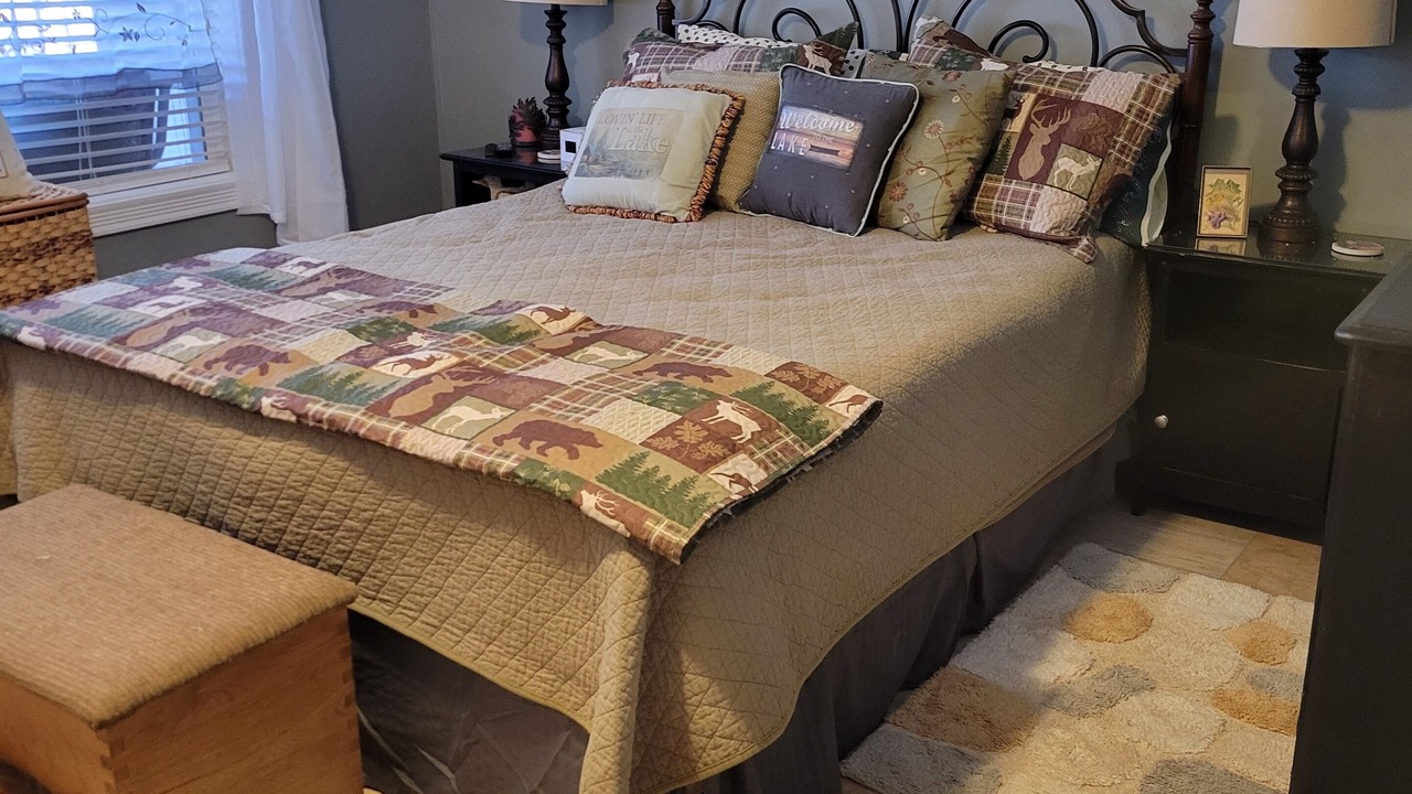 Photo of Bedroom in Chariton County
