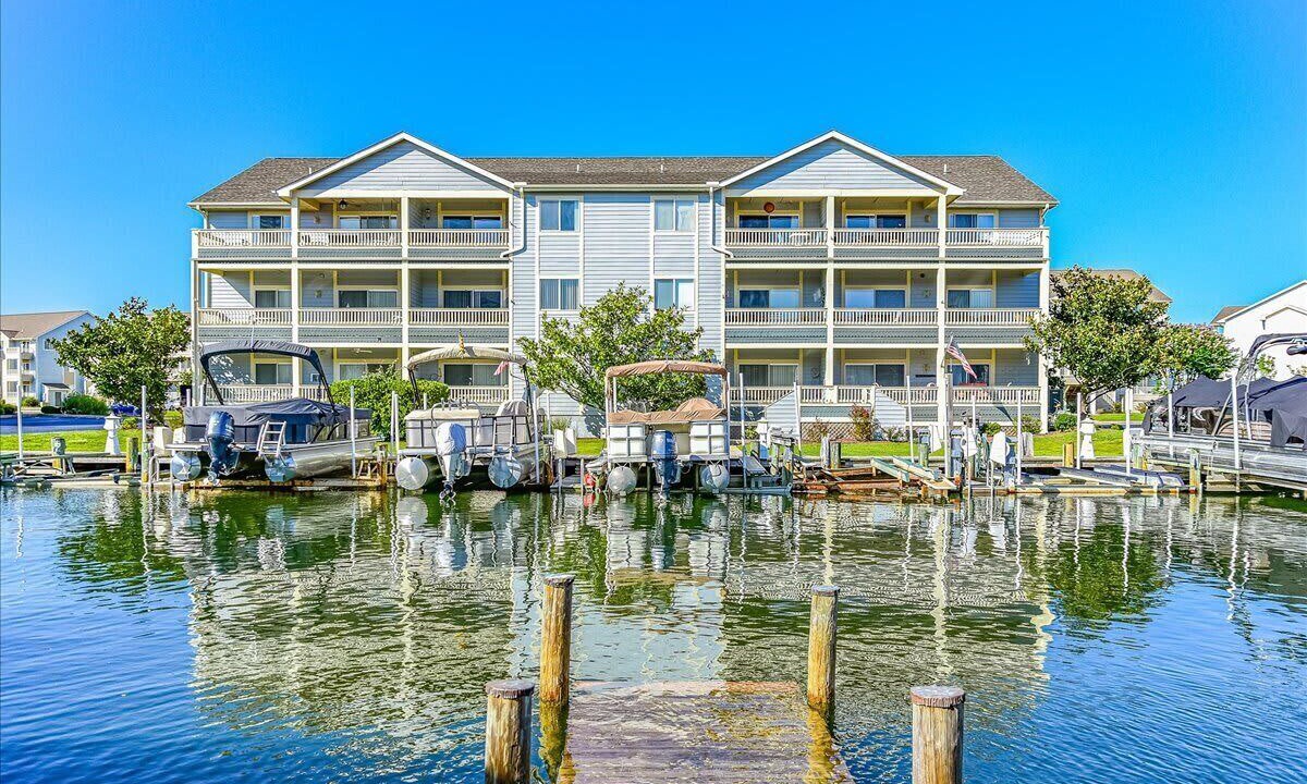 Photo of Others in Heron Harbour Isle