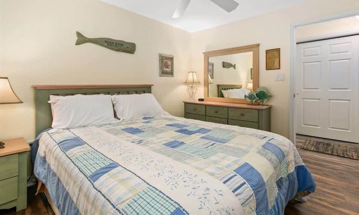 Photo of Bedroom in Heron Harbour Isle