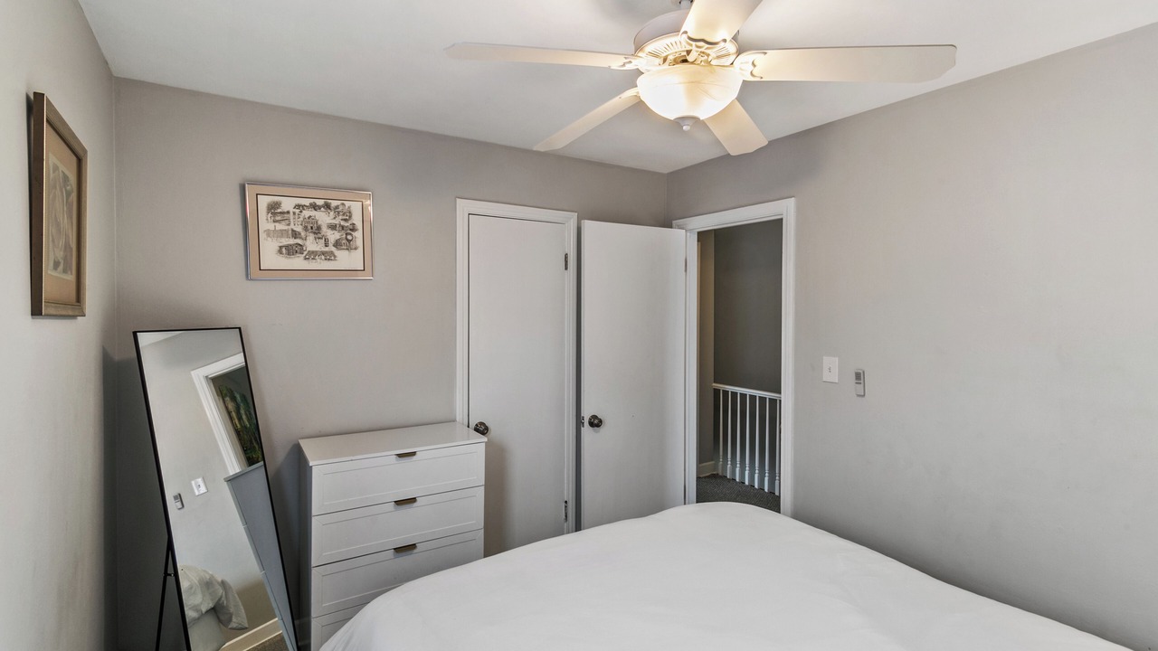 Photo of Bedroom in Libertyville
