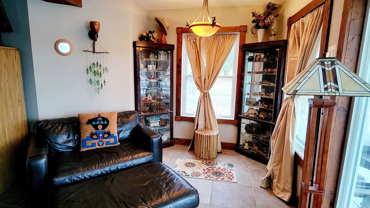 Photo of Livingroom in Mineral