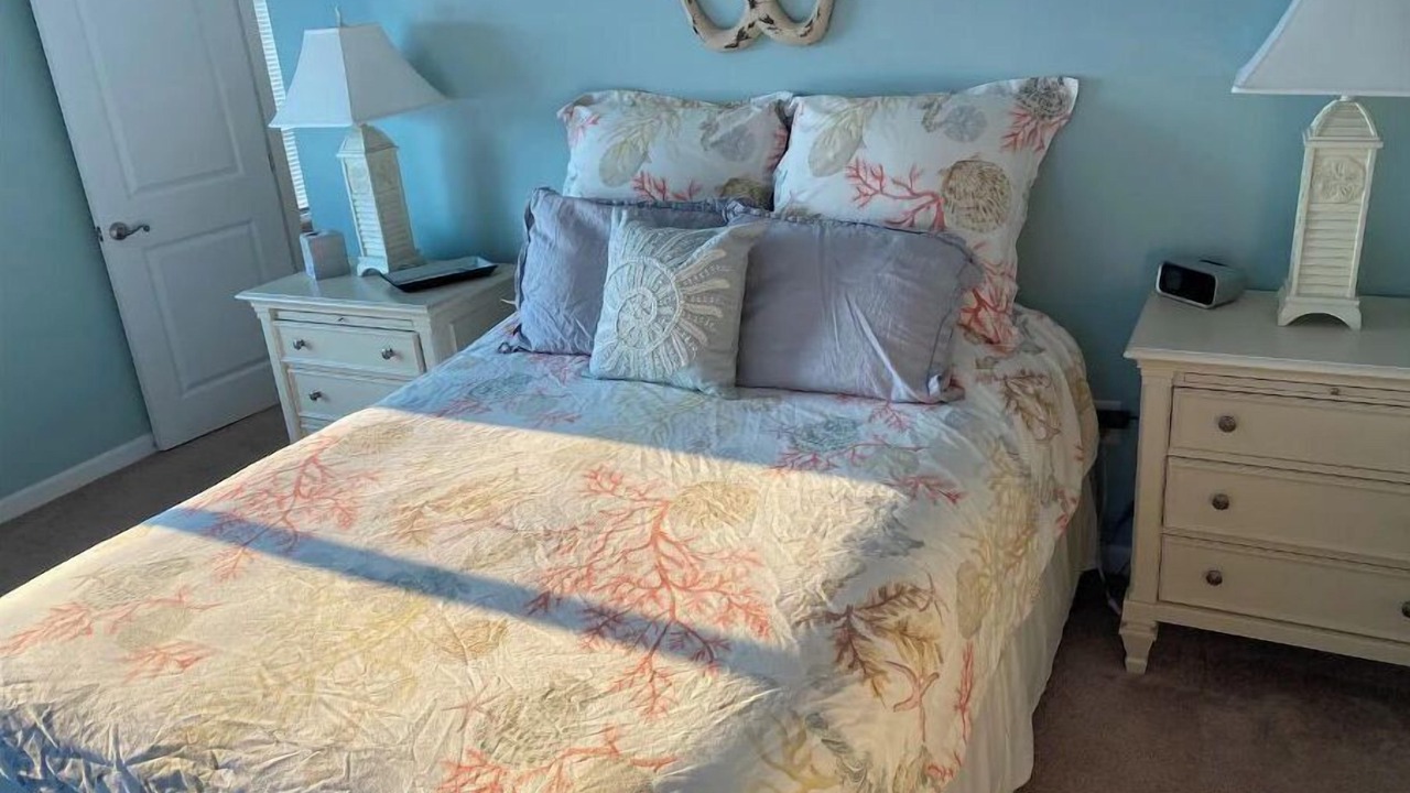 Photo of Bedroom in Beach Haven West