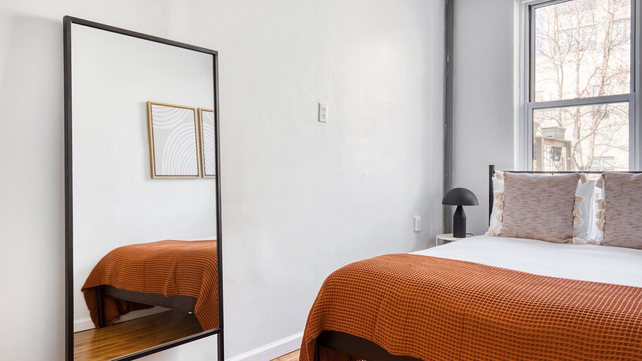 Photo of Bedroom in Carroll Gardens