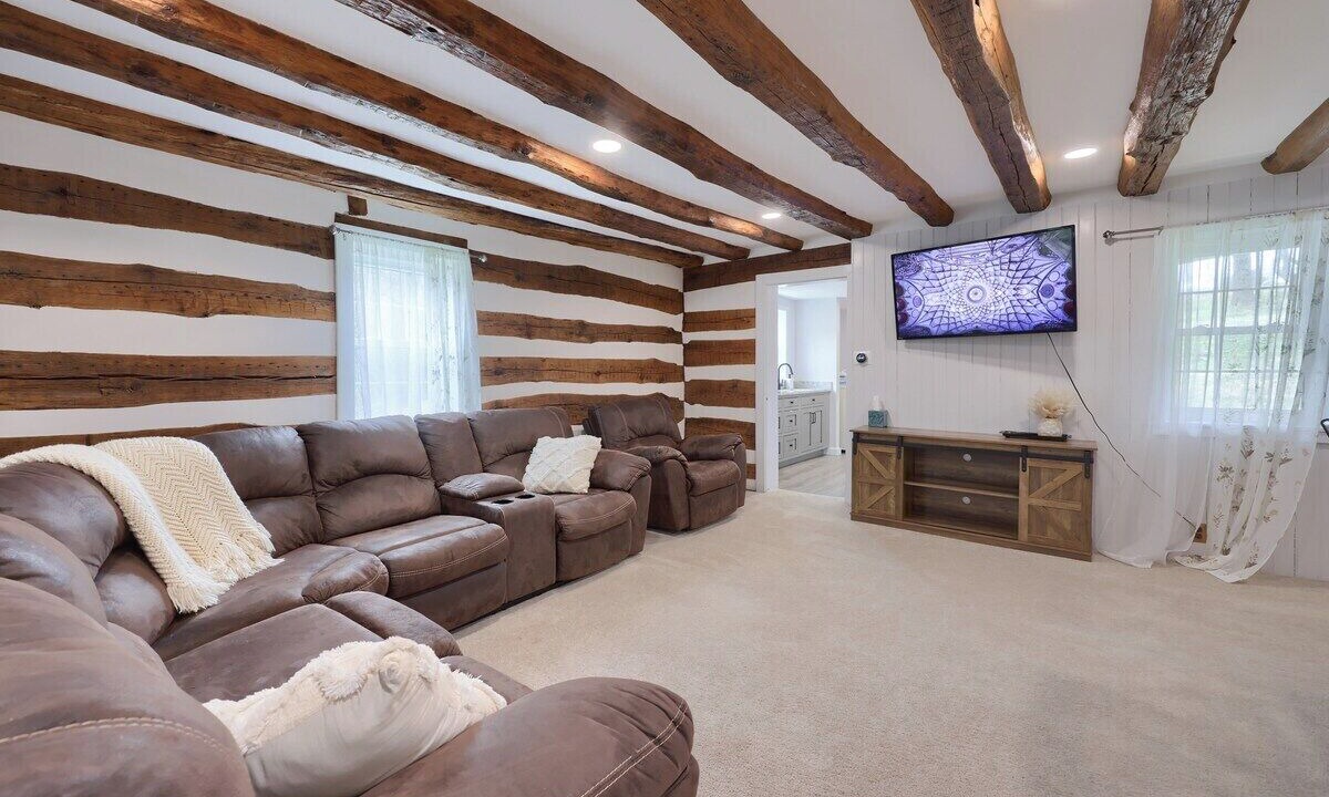 Photo of Livingroom in Millers
