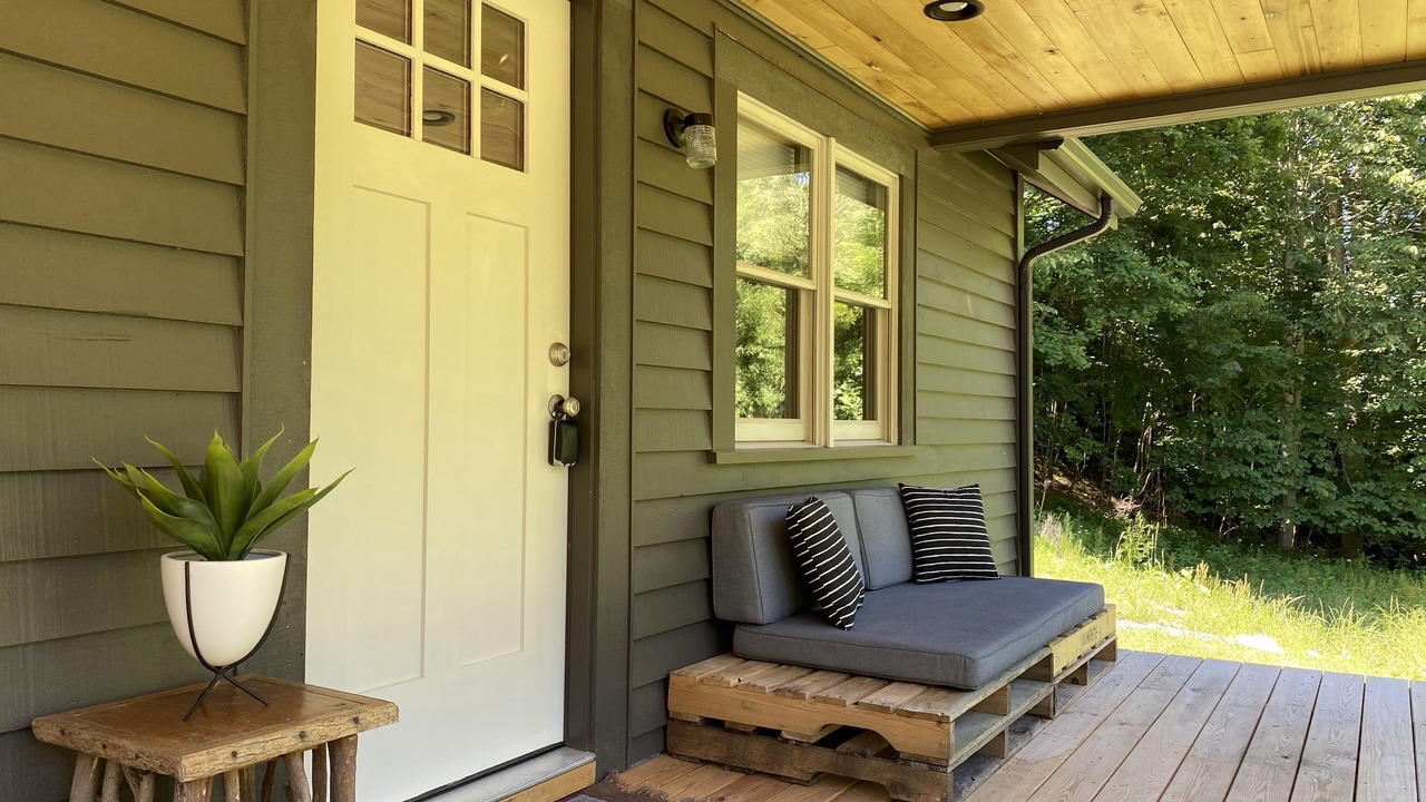Photo of Patio Balcony in Sugar Grove
