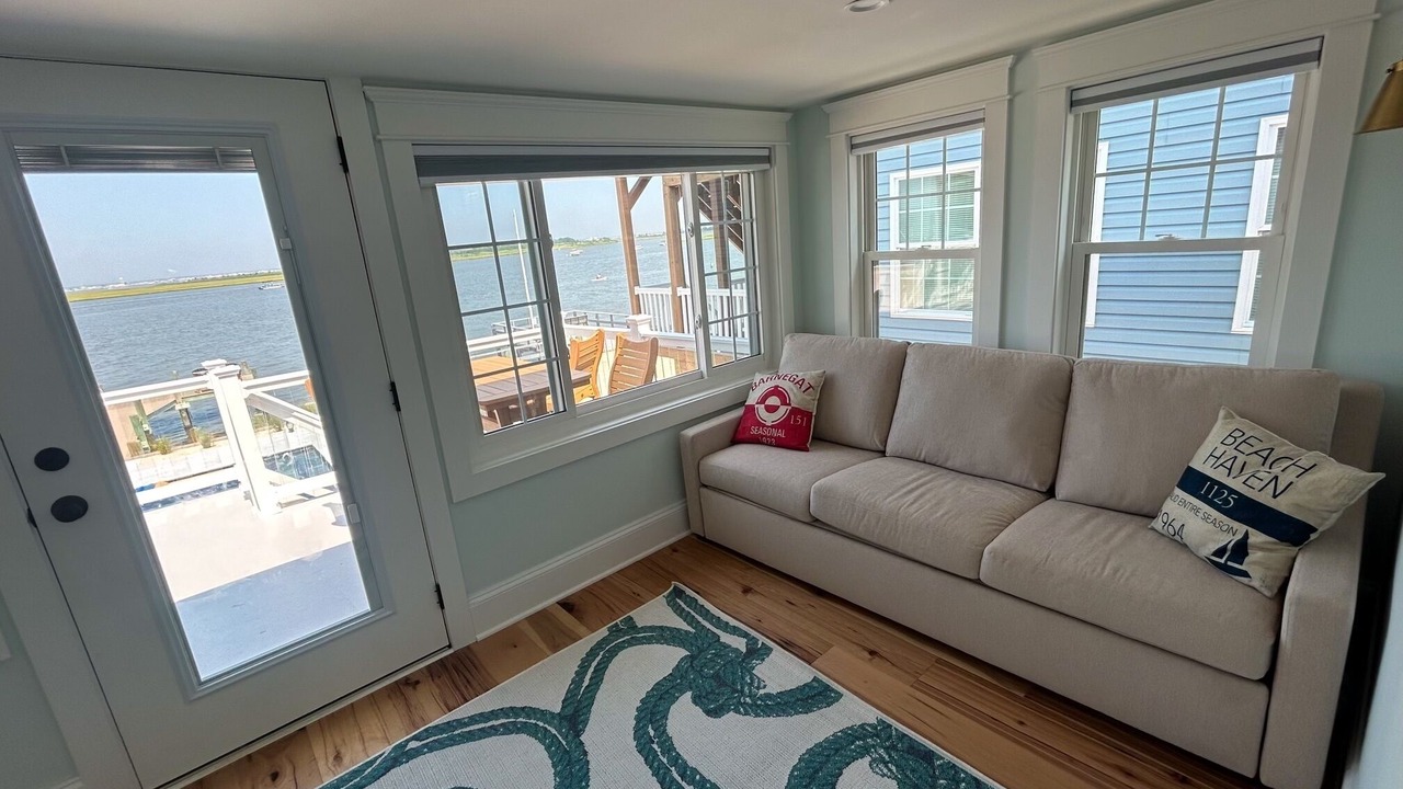 Photo of Livingroom in Ship Bottom