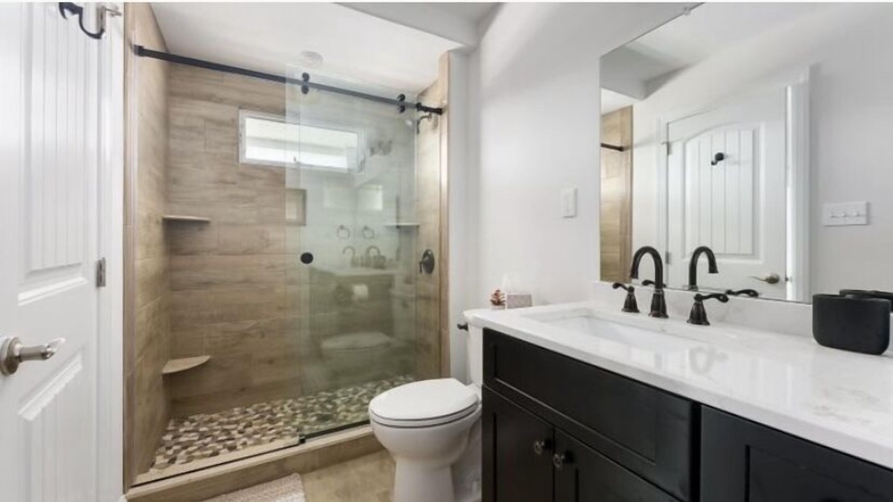 Photo of Bathroom in Townsend's Inlet