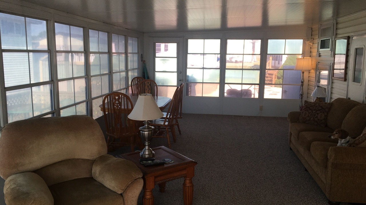 Photo of Livingroom in Earlville
