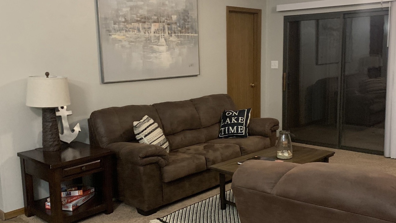 Photo of Livingroom in Monroe City