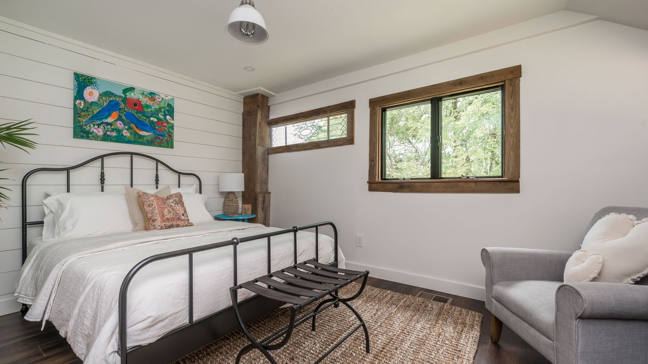 Photo of Bedroom in Roswell