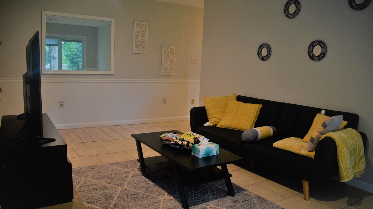 Photo of Livingroom in Redland