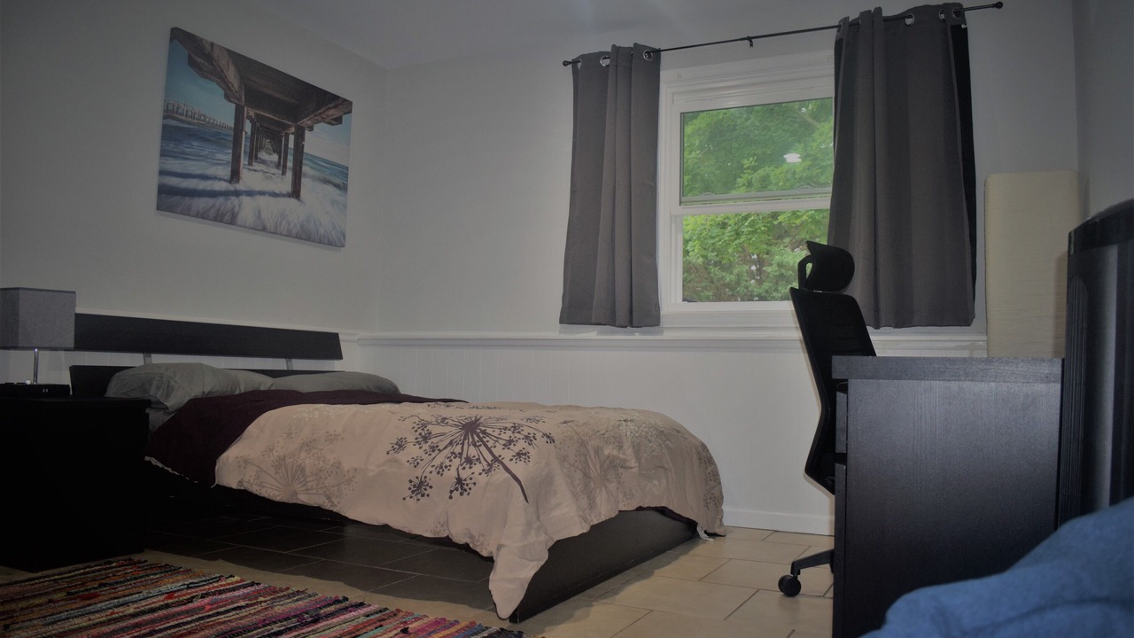 Photo of Bedroom in Redland