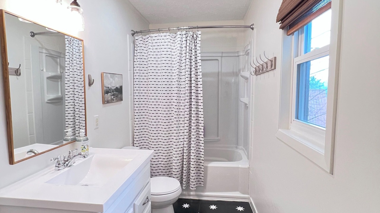Photo of Bathroom in Mill Ridge