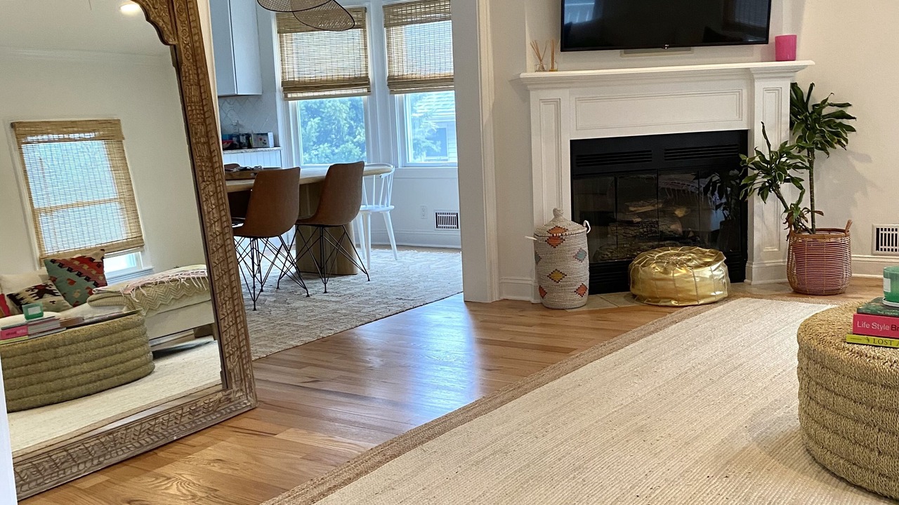 Photo of Livingroom in Long Branch